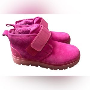 Woman’s Pink UGG Classic Neumel Clears